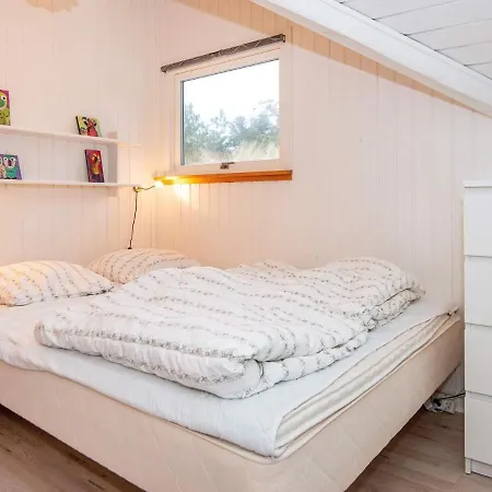 6 Person In Ringk Bing